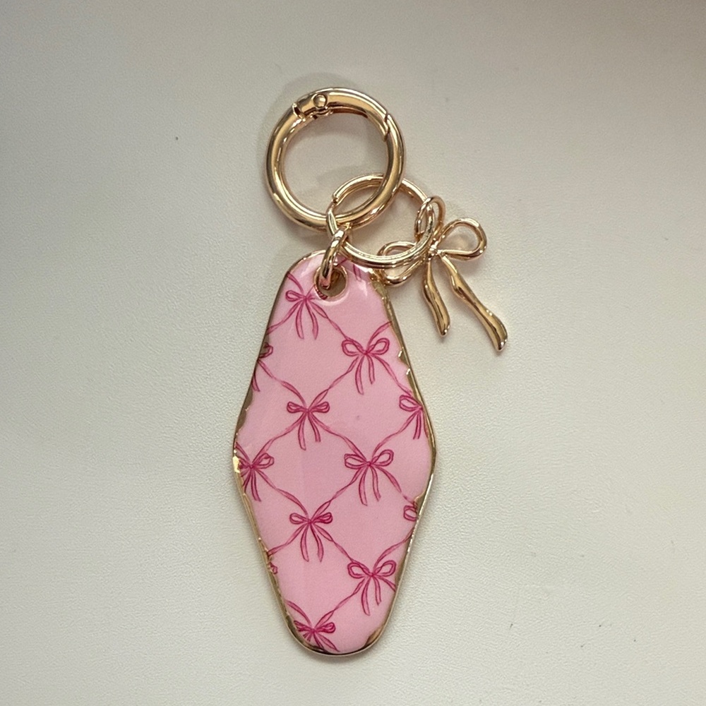 Chic Pink Bow Pattern Key Holder with Gold Trim